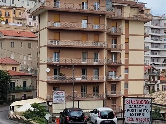Appartamento bilocale in vendita in Via San Francesco da Paola, Chieti