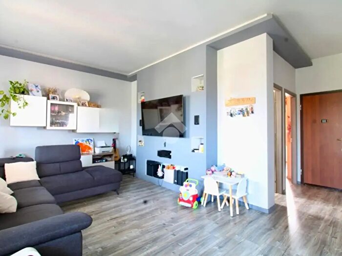 Appartamento quadrilocale in vendita in Via Circonvallazione, Santena