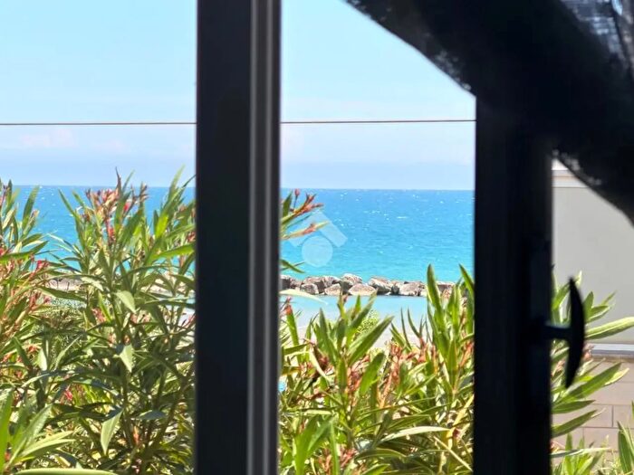 Casa con 7 locali in vendita in Via Cristoforo Colombo, Civitanova Marche