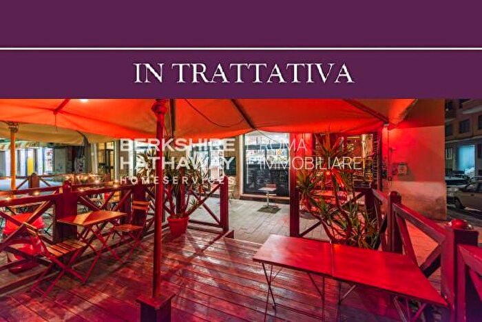 Appartamento trilocale in vendita in Piazza dei Re di Roma, Roma