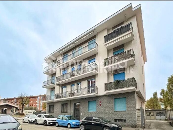 Appartamento trilocale in vendita in Via Boves, Grugliasco