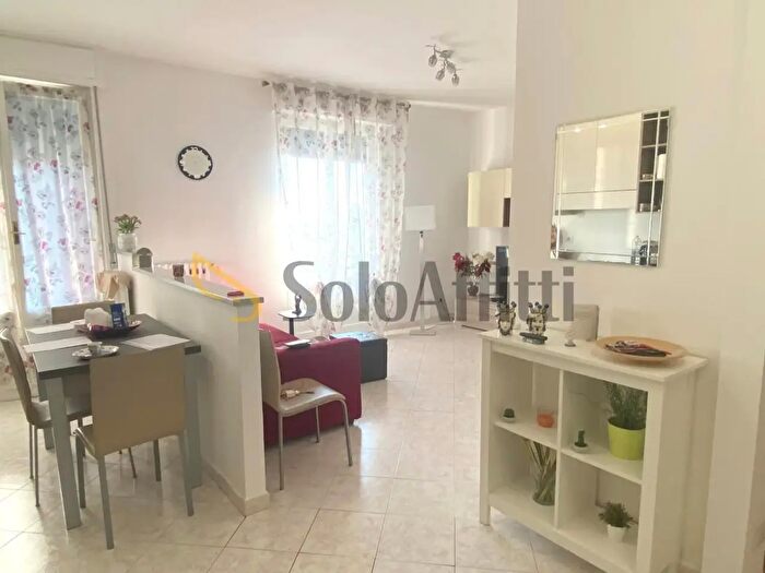 Appartamento bilocale in affitto in Viale Piemonte, Cologno Monzese