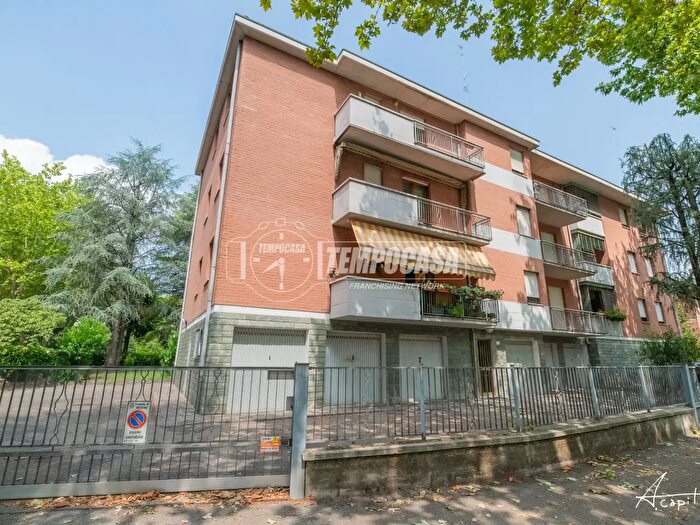 Appartamento quadrilocale in vendita in Via Caduti sul Lavoro, Modena