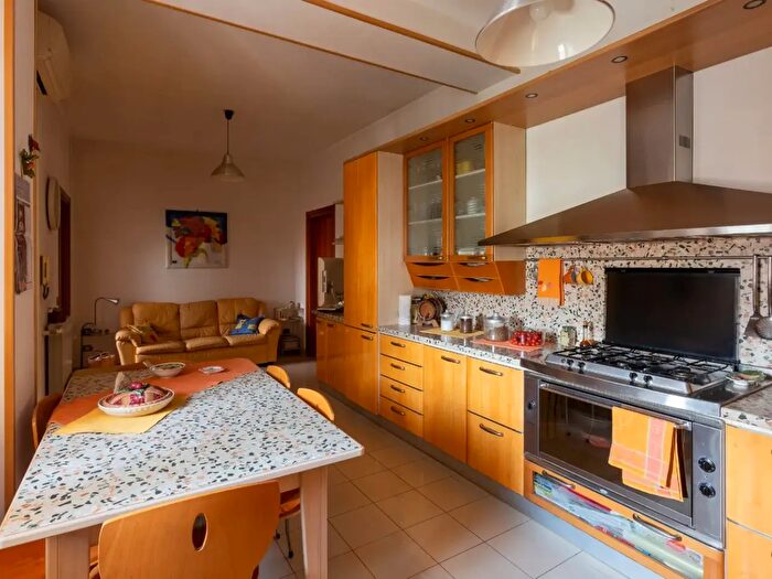 Appartamento quadrilocale in vendita in Via Solaroli, Vercelli