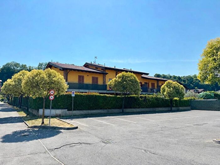Appartamento bilocale in affitto in Passaggio Legler, Paladina