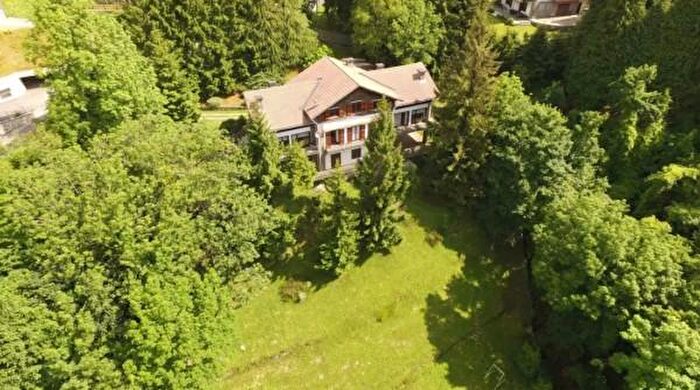 Appartamento con 6 locali in vendita in Via Aviatico, Selvino