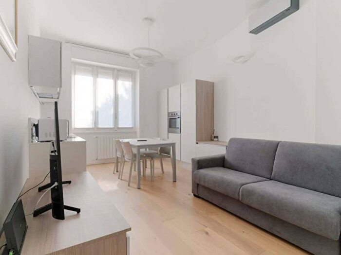 Appartamento bilocale in affitto in Corso di Porta Romana, Quadronno Crocetta, Milano