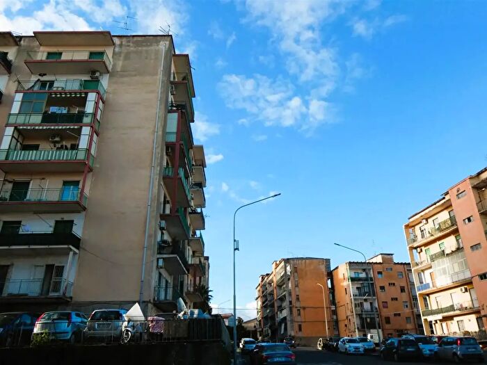 Appartamento con 5 locali in vendita in Zona C, Catania