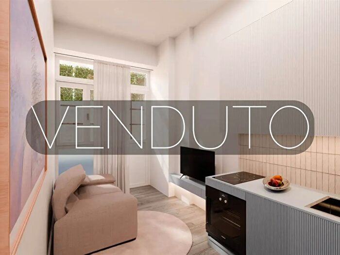 Appartamento bilocale in vendita in Via Creta, Milano