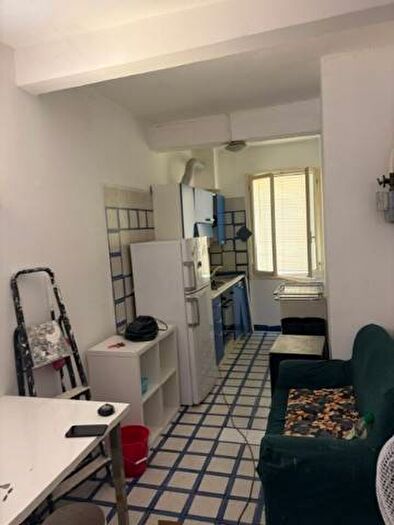 Appartamento trilocale in affitto in Via Bertiera, Centro Storico, Bologna