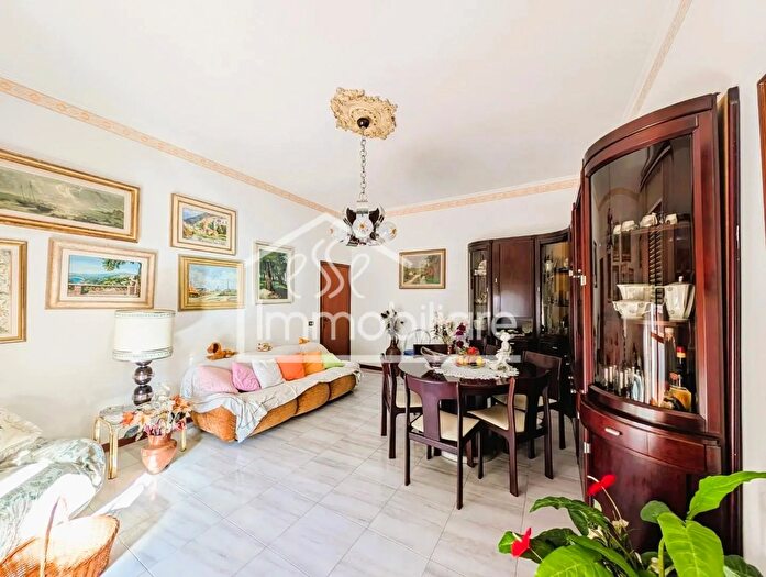 Appartamento con 5 locali in vendita in Vinci