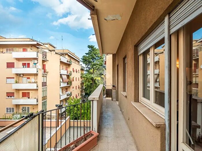 Appartamento bilocale in vendita in Via Luigi Capuana, Roma
