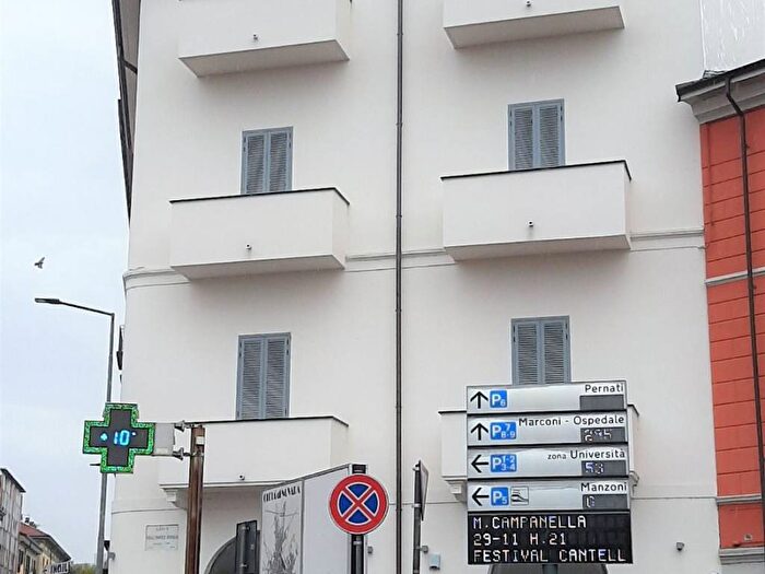 Appartamento bilocale in affitto in LARGO BUSCAGLIA, Centro Stazione, Novara
