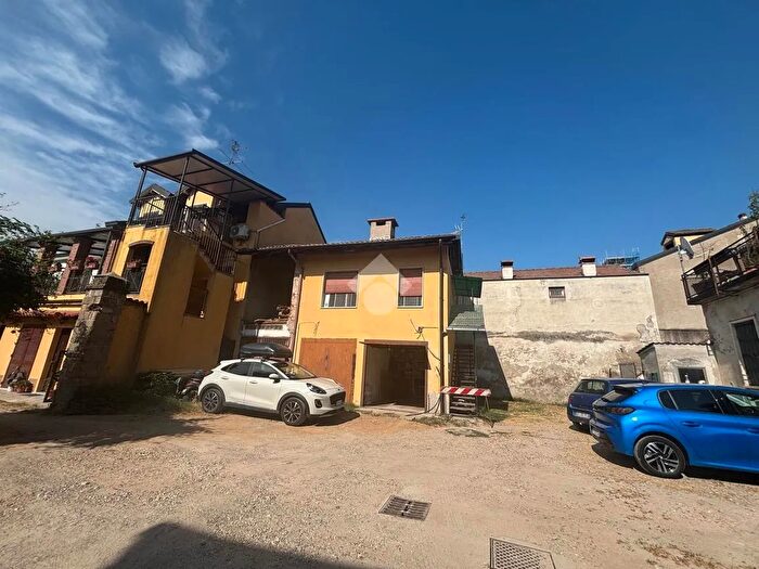 Appartamento monolocale in vendita in Via Gigi Borgomaneri, Motta Visconti