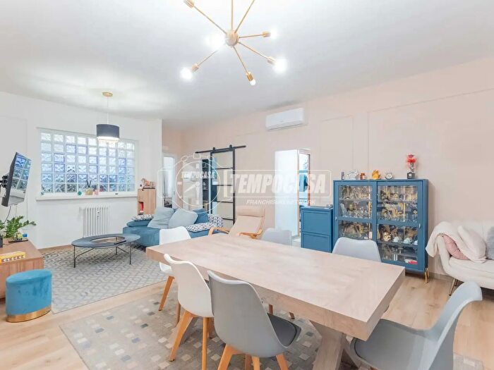 Appartamento con 5 locali in vendita in Via Carlo Marx, Milano