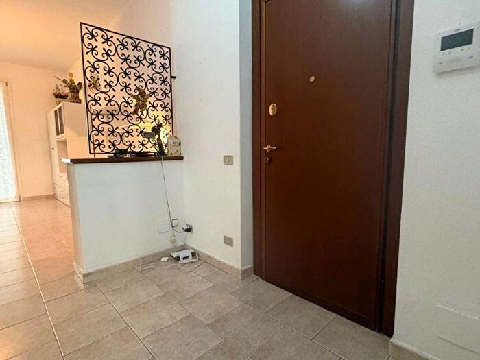 Appartamento trilocale in affitto in Via Ottorino Respighi, Cazzaniga Ospedale, Monza