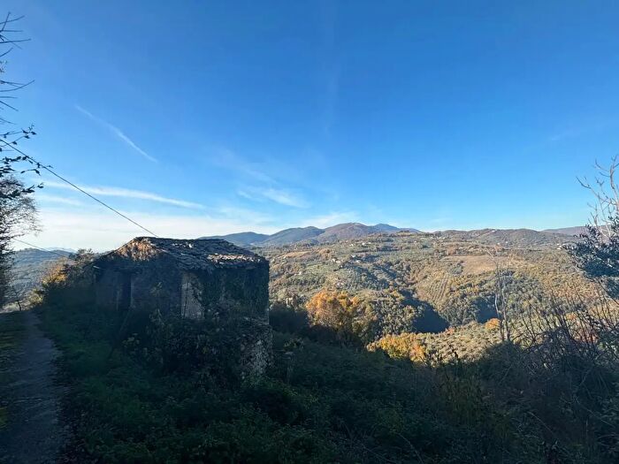 Appartamento in vendita in Nucleo La Pera Snc, Casaprota