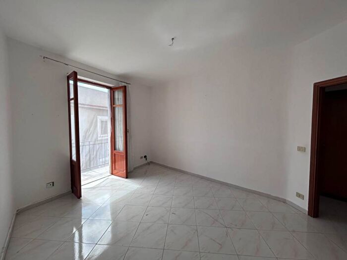 Appartamento con 5 locali in affitto in Via Arciprete Salvator Romano, Centro, Altavilla Milicia
