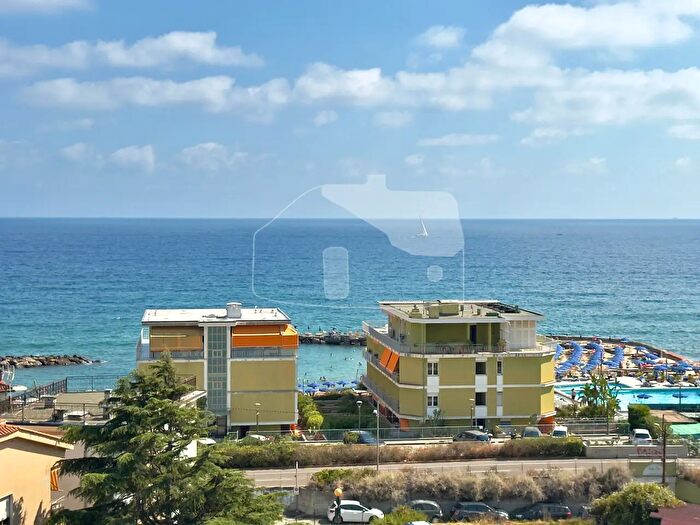 Appartamento bilocale in vendita in Corso Matuzia, Sanremo