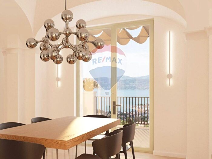 Appartamento bilocale in vendita in Arizzano