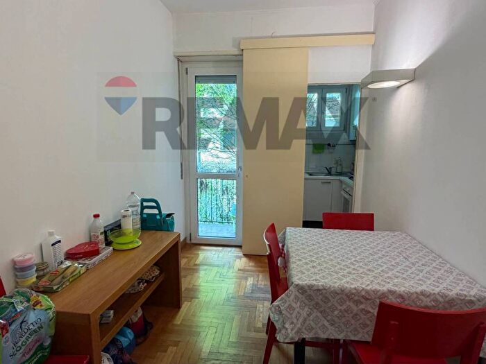 Appartamento trilocale in affitto in Via Cambiasi, Casoretto, Milano