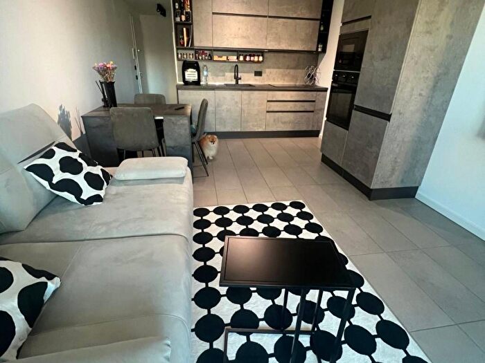 Appartamento trilocale in affitto in Via Molino Tuono, Cascina Gatti, Sesto San Giovanni