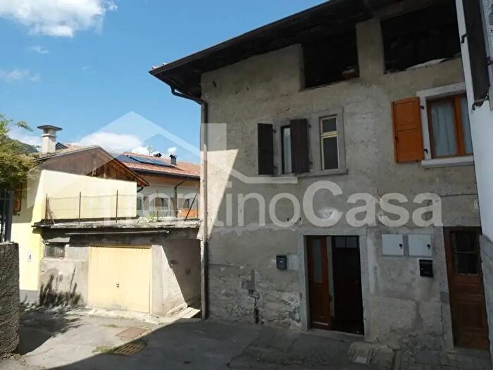 Casa con 10 locali in vendita in Vicolo dei Bertelo', Sella Giudicarie