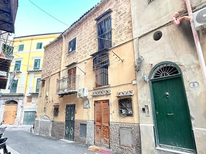 Appartamento bilocale in vendita in Via Scarparelli, Palermo