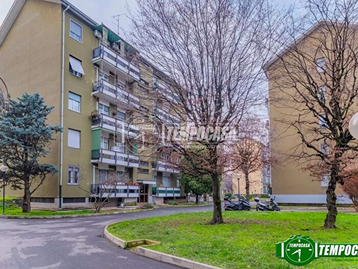 Appartamento trilocale in vendita in Via Concilio Vaticano II, Milano
