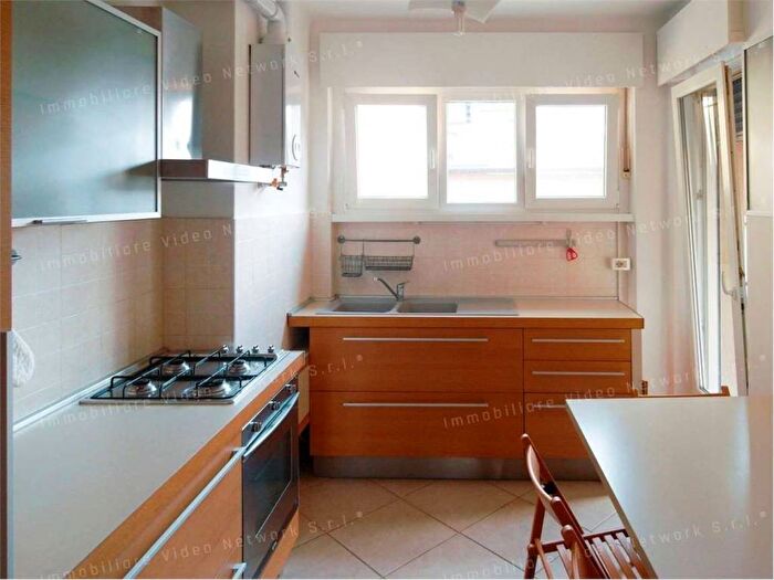 Appartamento quadrilocale in affitto in Via Madruzzo, Semicentro, Trento