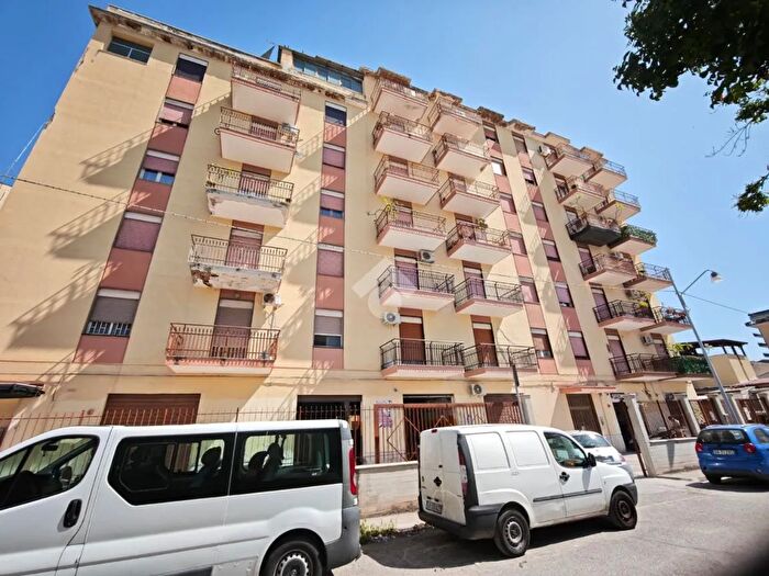 Appartamento quadrilocale in vendita in Via Marettimo, Palermo
