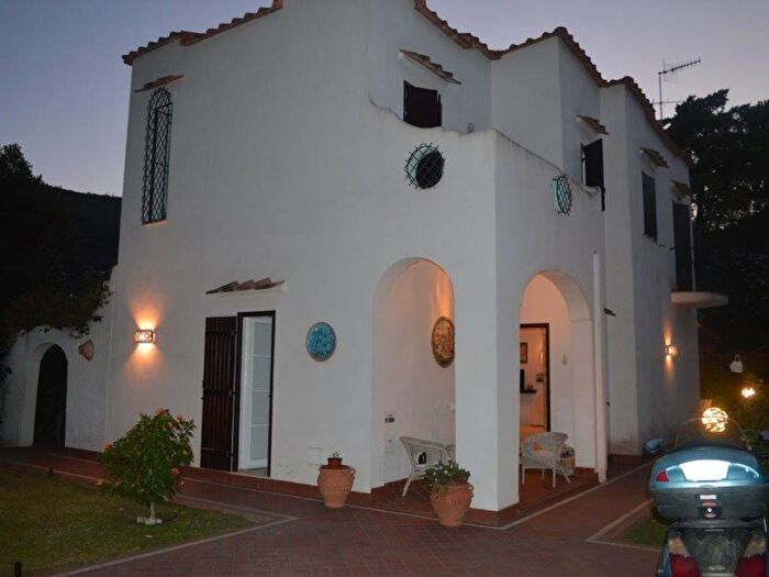 Casa con 5 locali in affitto in Via Frangipane, Centro, San Felice Circeo