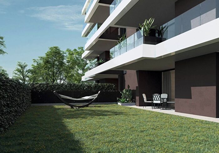 Appartamento trilocale in vendita in Via Giovanni Battista Cavalcaselle, Verona