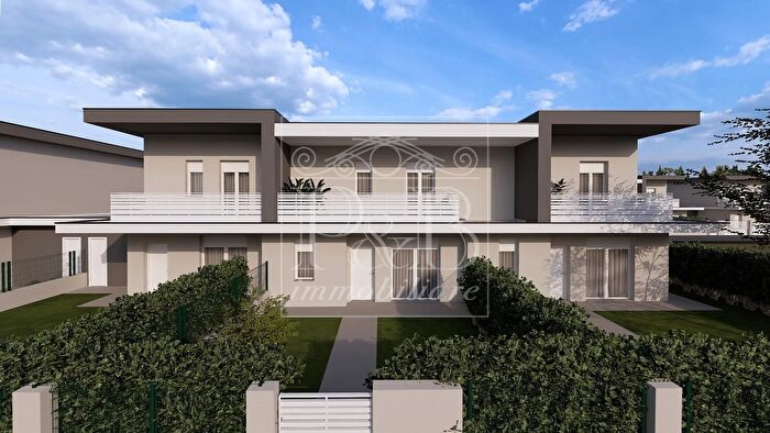 Casa quadrilocale in vendita in Via San Filastrio, Torbole Casaglia