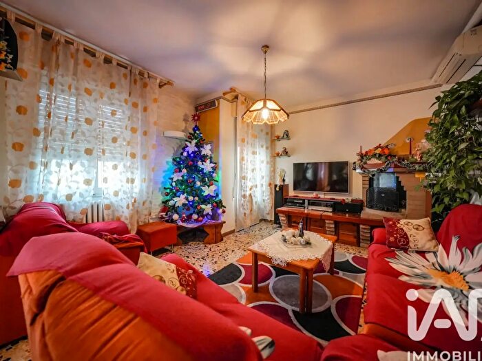 Appartamento con 6 locali in vendita in Via XXIV Maggio, Portomaggiore