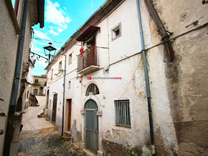 Appartamento trilocale in vendita in Via Roma, Alberona