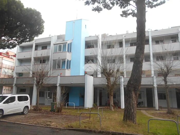 Appartamento bilocale in vendita in Viale Alfonso La Marmora, Comacchio