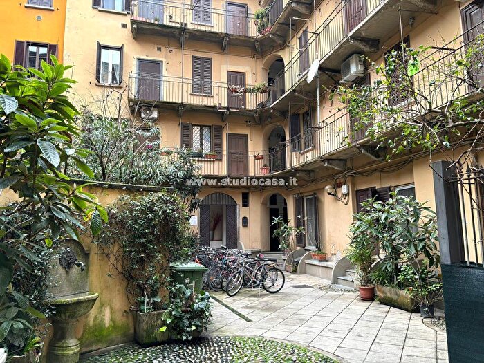 Appartamento monolocale in vendita in Via Custodi, Milano