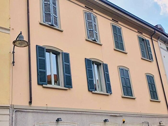 Appartamento bilocale in affitto in Via Borgo Vico, Villa Olmo, Como