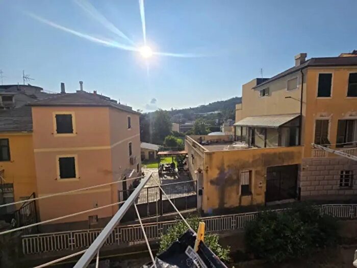 Appartamento quadrilocale in vendita in Via Domenico Oliva, Genova