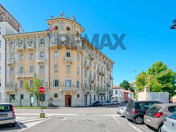 Appartamento trilocale in vendita in Piazza Volontari delle Liberta, Busto Arsizio