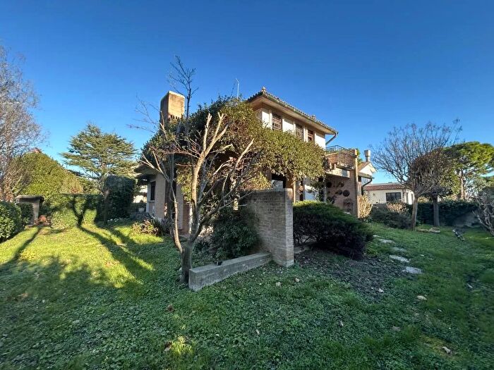 Casa con 10 locali in vendita in Venezia