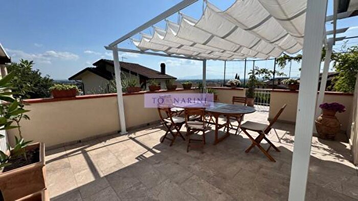 Appartamento trilocale in vendita in Via Antonio Labriola, Monsummano Terme