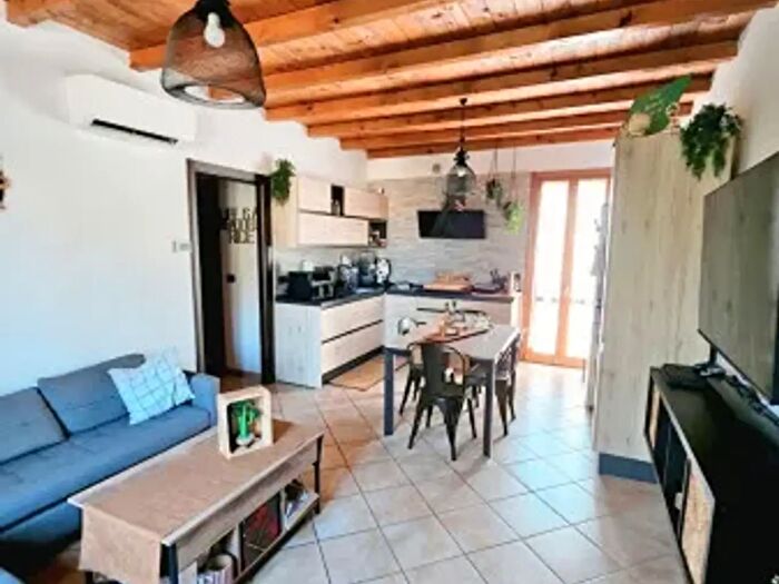Appartamento quadrilocale in vendita in Via Camillo Benso di Cavour C, Suzzara