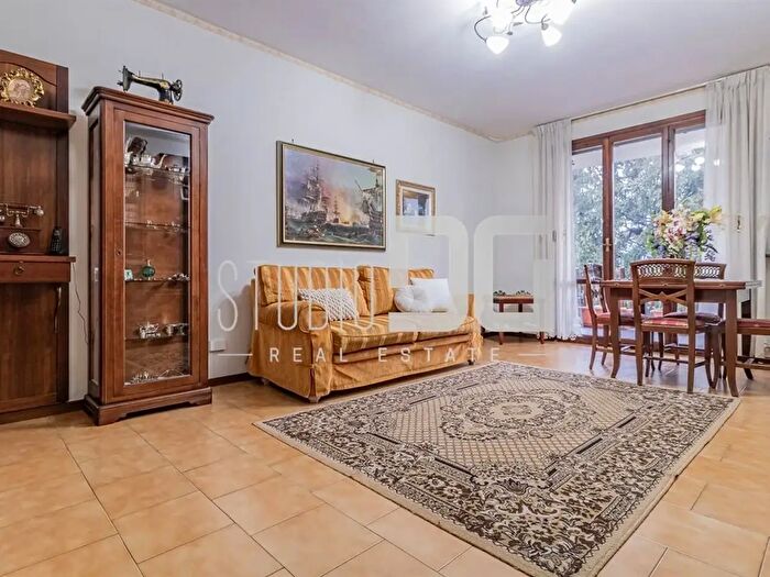 Appartamento trilocale in vendita in Via Superga, BovisioMasciago