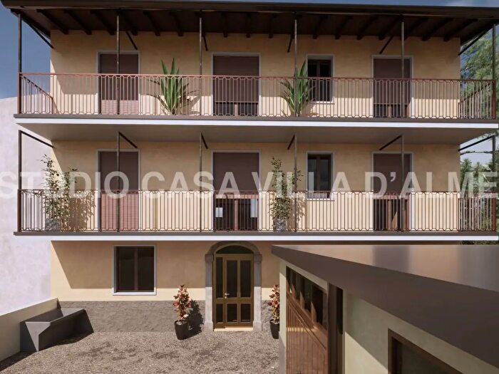 Case in Vendita e in Affitto - 2