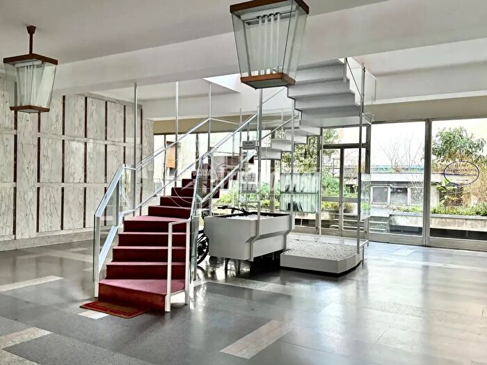 Appartamento quadrilocale in vendita in Via Trento, Biella