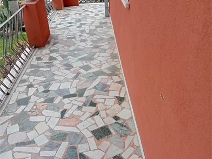 Casa trilocale in affitto in Arcola