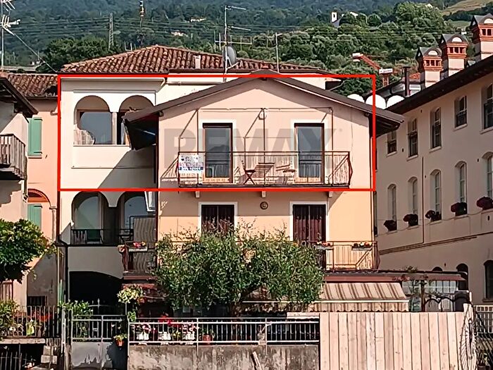 Appartamento con 5 locali in vendita in Via Cadorna, Sulzano