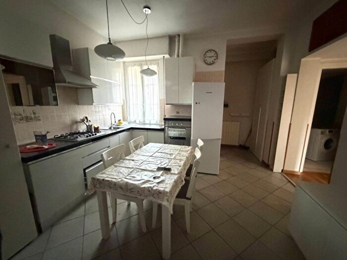 Appartamento bilocale in affitto in Via Dottor Carrobbio, Centro, Cologno Monzese